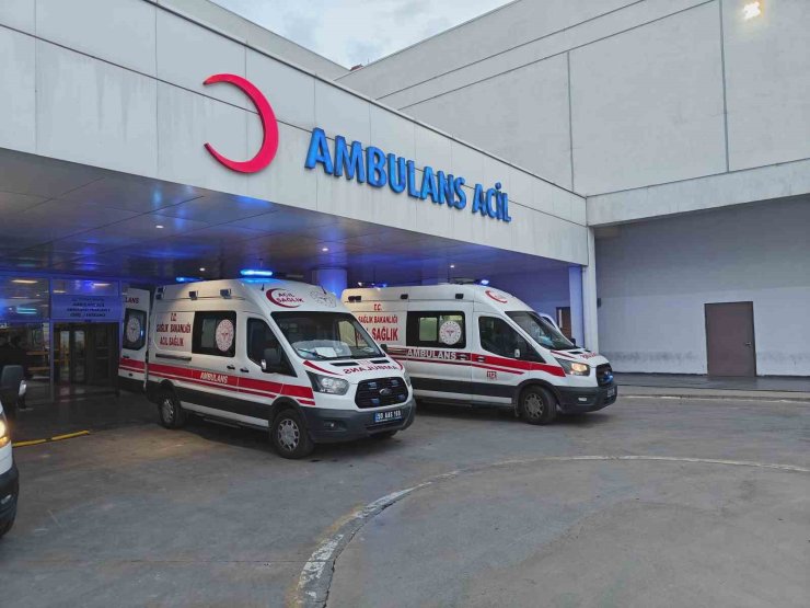 HDP Van Milletvekili Dindar geçirdiği kazada yaralandı