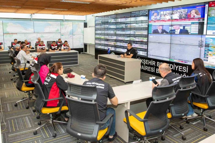 BUSKİ ve BURULAŞ arama kurtarma ekipleriyle AKOM’da bir araya geldi