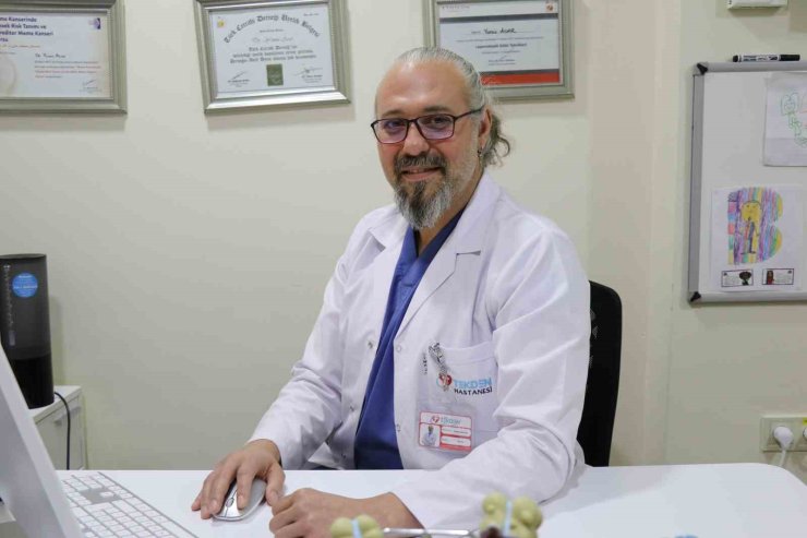 Bronzlaşmak için saatlerce güneşte bekleyenlerde cilt kanseri riski artıyor