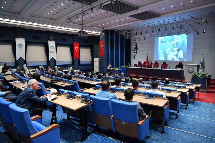 Büyükşehir personeline iş sağlığı ve güvenliği semineri düzenlendi