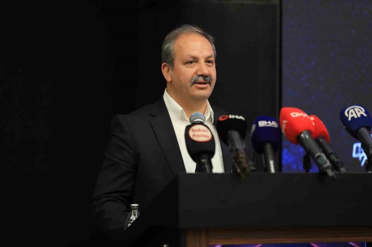 Sağlık-Sen: "Hemşire ve ebelerin nöbet tutma sıklığı arttıkça iş kazası riski de artıyor"