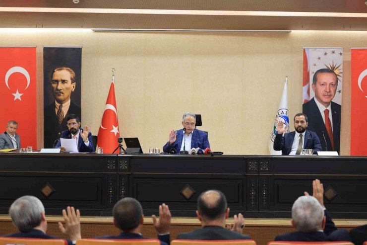 Talas Meclisi 10 maddeyi görüştü