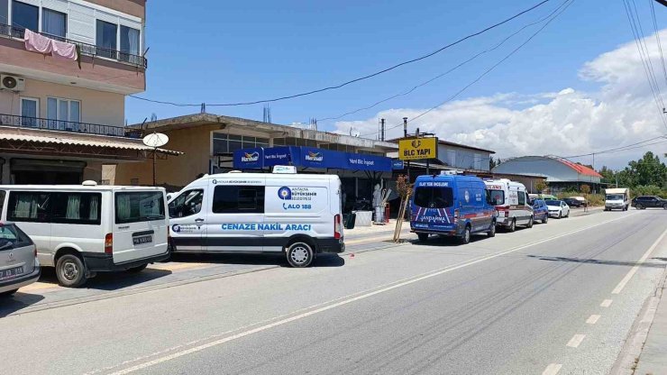 Manavgat’ta evinde ölü bulundu