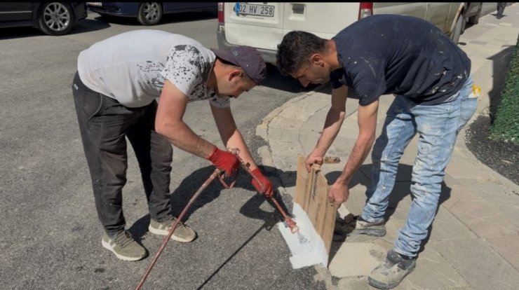 Yüksekova Devlet Hastanesi otoparkı yenilendi