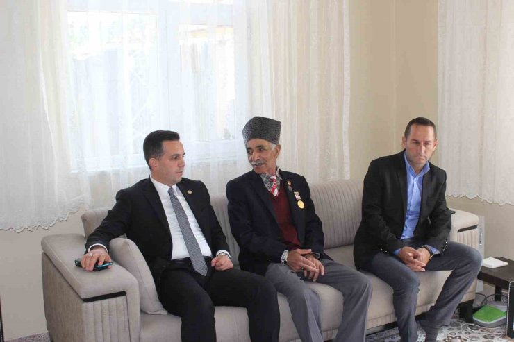 Kaymakam Şahin şehit ve gazi aileleriyle bir araya geldi