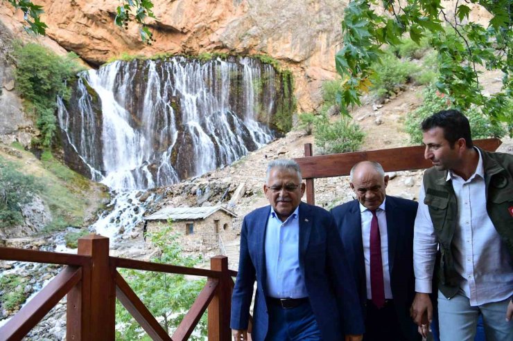 Başkan Büyükkılıç: "Kapuzbaşı ve Derebağ Şelaleleri sizi bekliyor"