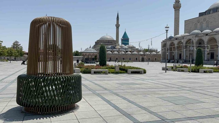 Mevlana Müzesi bayramda 50 binden fazla ziyaretçiyi ağırladı