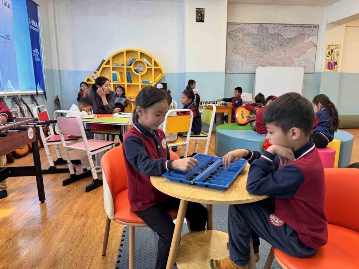 Moğolistan kırsalında yaşayan çocuklar için sosyal gelişim alanları oluşturuldu
