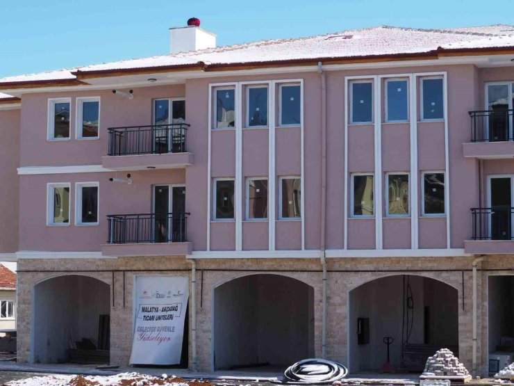 Akçadağ Çarşısı’nda teslimatlar başlıyor