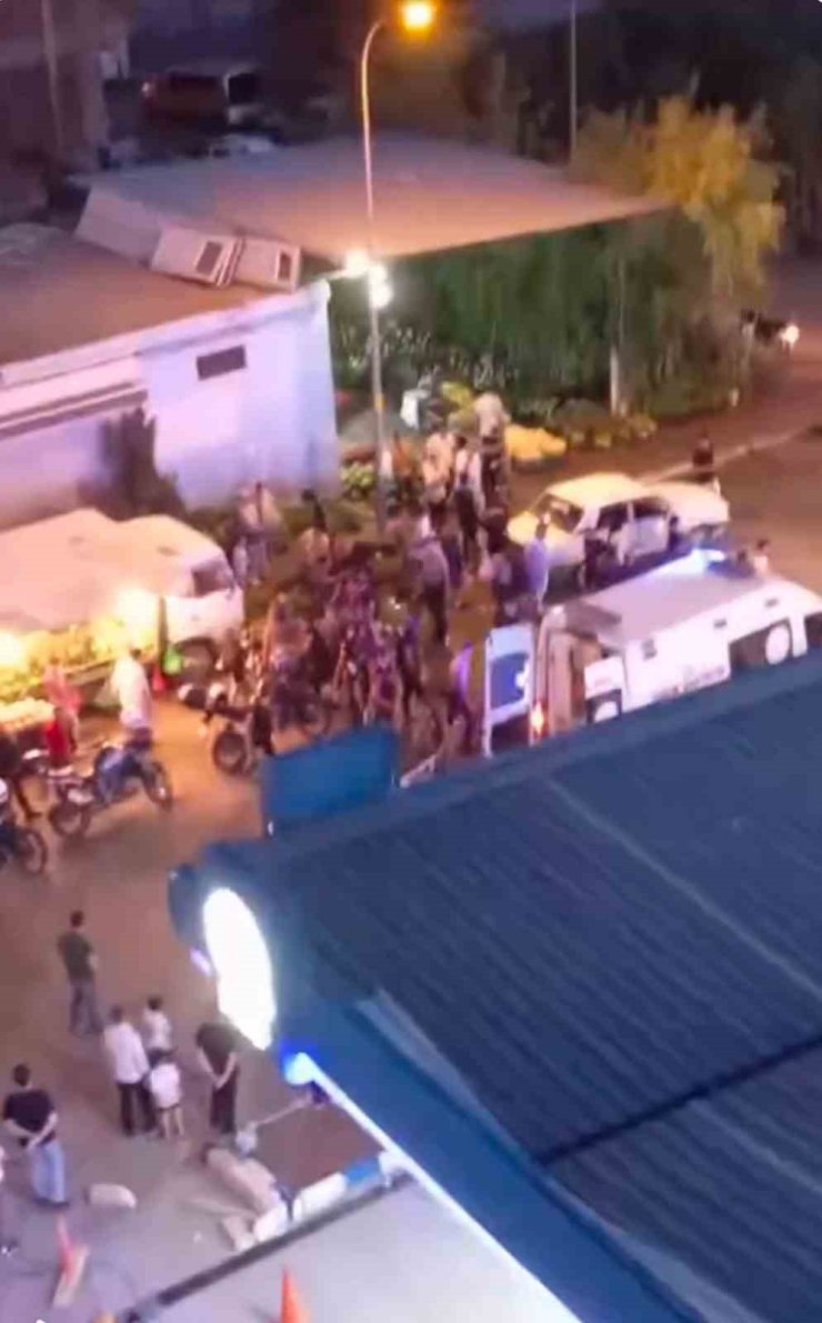 Polisin "dur" ihtarına uymayan motosikletin sürücüsü kaza yaptı: 2 yaralı