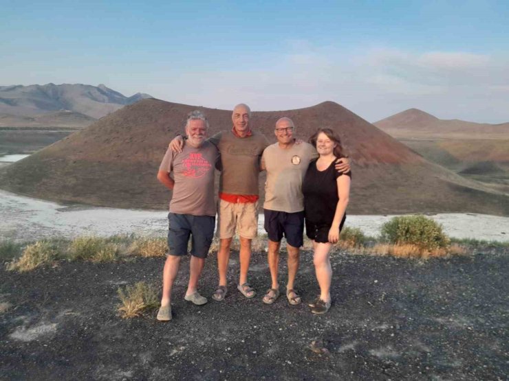 İtalyan gezginler Meke Gölü’nde mola verdi