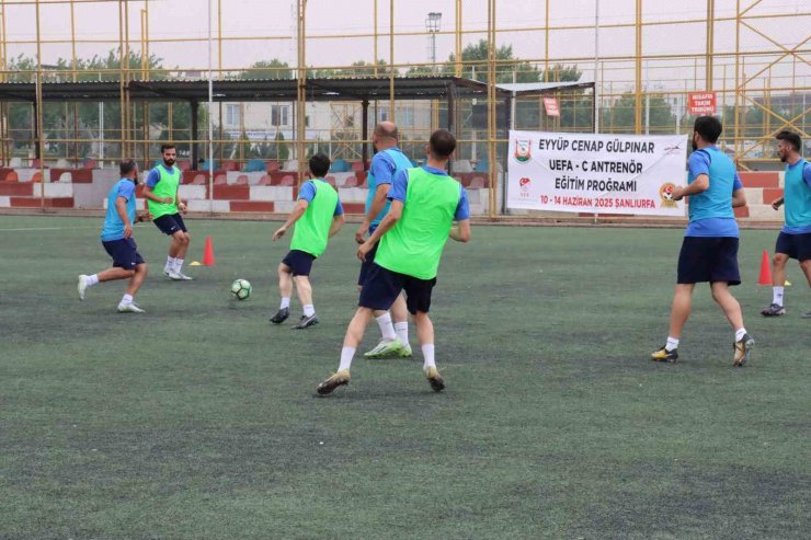 Eyyüp Cenap Gülpınar antrenör eğitim programı başladı