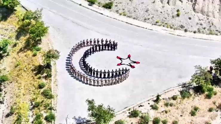 Erzincan İl Jandarma Komutanlığı’ndan ’186’inci yıl özel klibi’