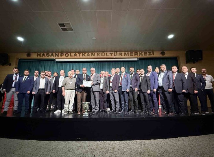 Eskişehirspor’da Ulaş Entok yeniden başkan seçildi