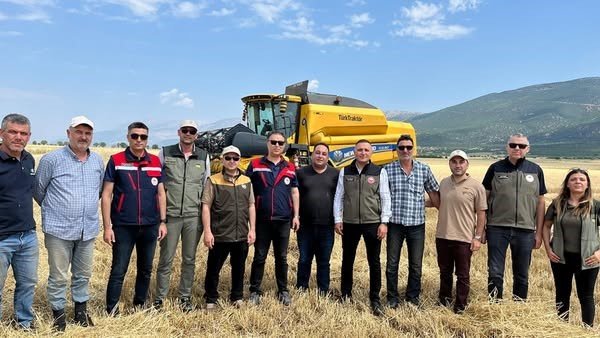 Afyonkarahisar’da hububat hasadı başladı