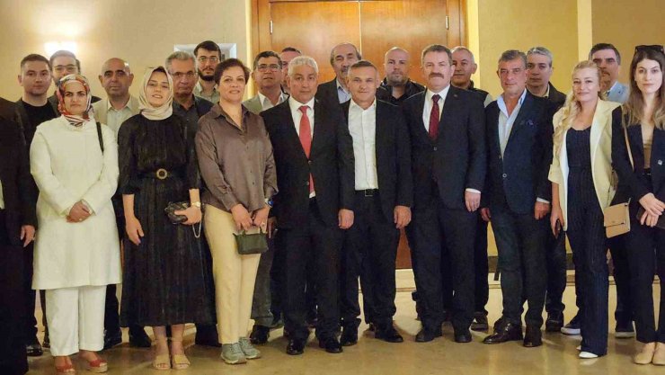 Dadaşlar Düşünce Platformu Başkanı Dr. Mücahit Güngör’den yüksek hızlı tren çağrısı