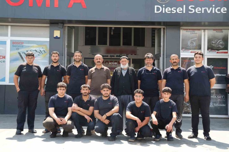 Sivas’ta üç kuşak Babalar Günü’nü birlikte kutladı