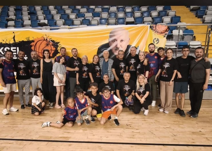 Malatya’da veteranlar parkede Nail Değirmenci için buluştu