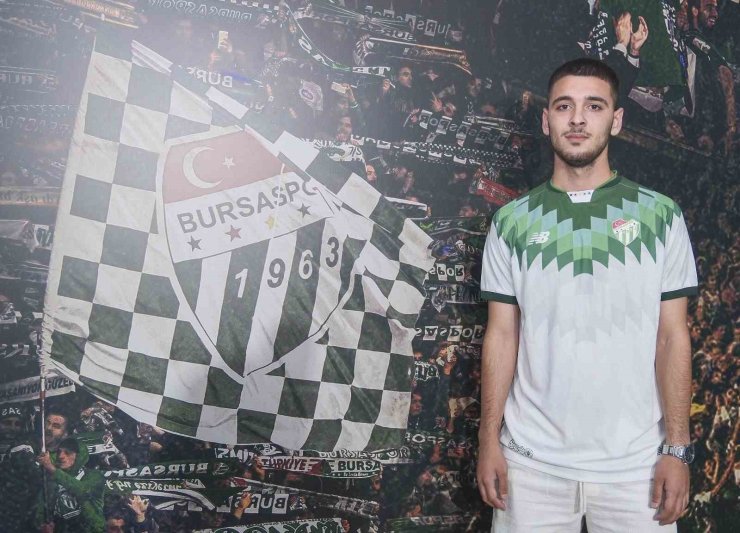 Vakıfköy’den Bursaspor A takımına 4 imza