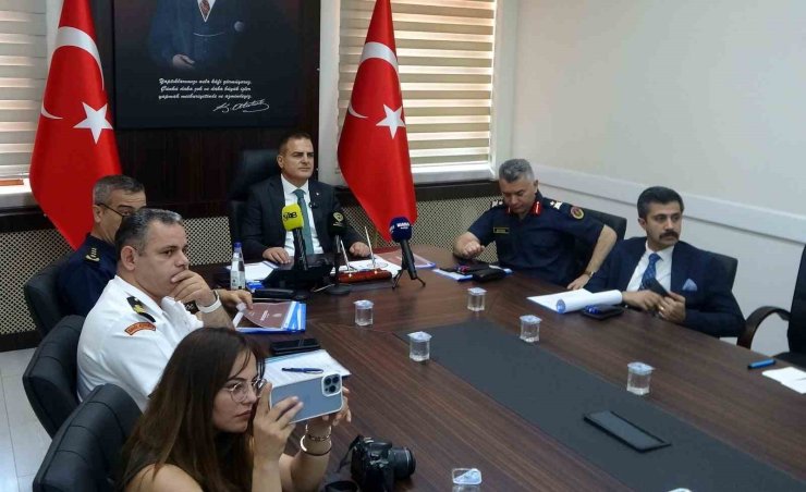 Vali Akbıyık: "Muğla’nın huzuru için gece gündüz sahadayız"