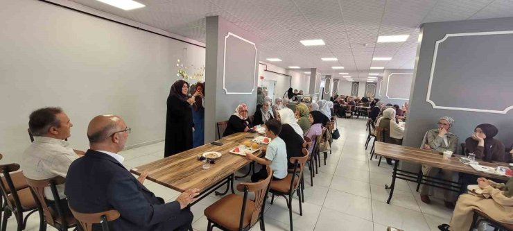 Sarıkız Hafızlık Kur’an Kursu mezunları buluştu