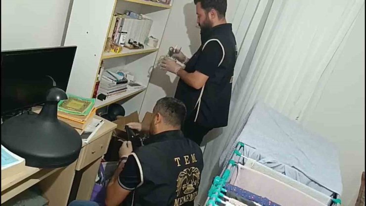 İzmir’de FETÖ/PDY’ye hücre evleri operasyonu: 40 gözaltı