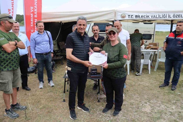 Pelitözü Gölpark’ta ‘Turna Balık Avı Yarışması’ düzenlendi