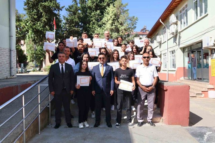 Gazipaşa’da 9 bin 239 öğrenci karne aldı