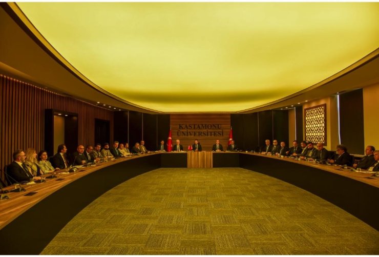 Kastamonu Üniversitesi’nde kurumsal iletişim çalışmaları ve uluslararası sıralamalar ele alındı