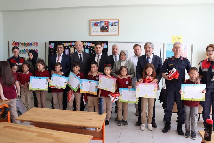 Kütahya’da 92 bin 460 öğrenci karne aldı