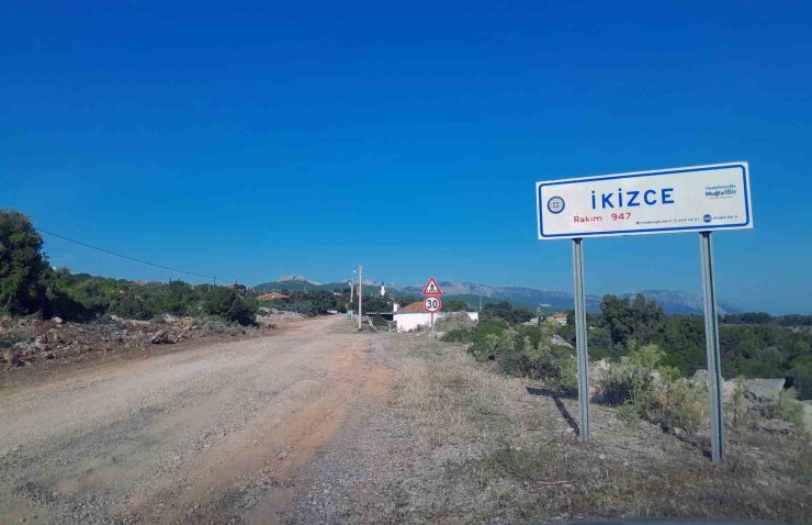 Kozağaç yol ayrımı İkizce arası asfaltı yenileniyor