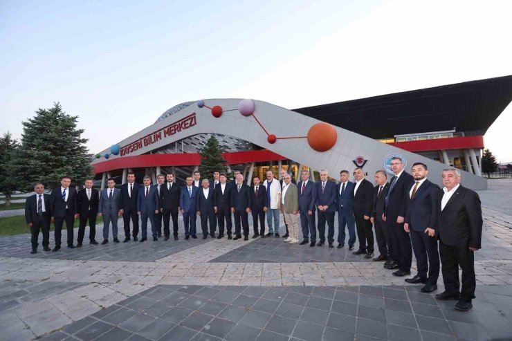 Büyükkılıç’tan Bakan Tunç’a, Kültepe Kaniş Karum ve 7,5 milyon yıllık fosillerin tanıtımı