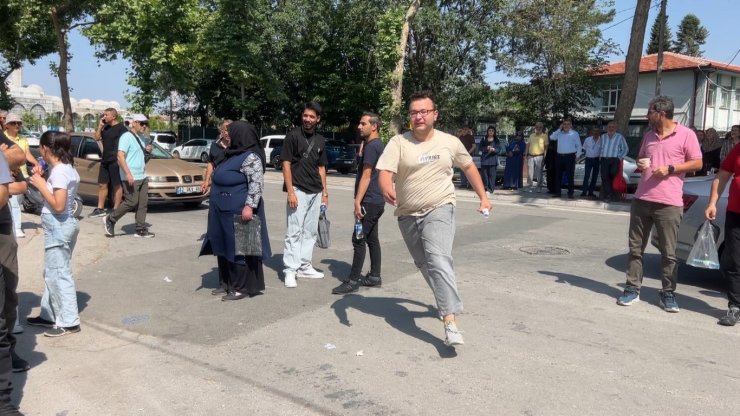 Umutlarına kimisi koşarak yetişti, kimisi gözyaşları içinde veda etti