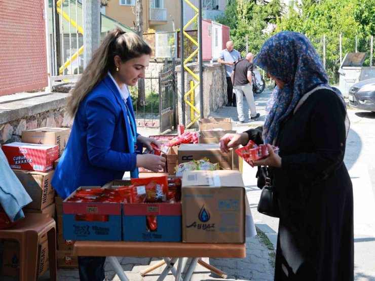 Tokat Belediyesi’nden YKS velilerine 27 okulda ikram hizmeti