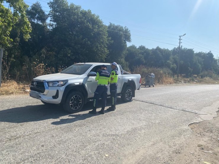 Jandarma ekiplerinden şok trafik uygulaması: 52 sürücüye cezai işlem uygulanı