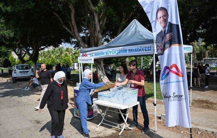 Mersin Büyükşehir Belediyesi YKS heyecanına ortak oldu
