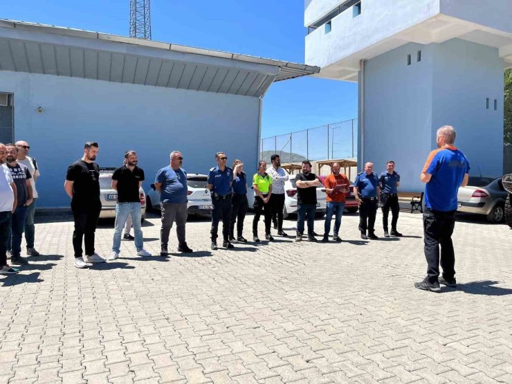 Tunceli’de kamu personeline yönelik afet farkındalık ve yangın eğitimi