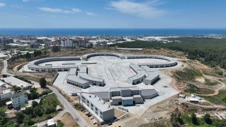 Alanya Toptancı Hali’nde sona yaklaşıldı