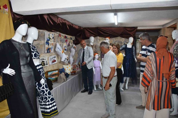 Şahinbeyli kadınların hünerli ellerinden sanata yolculuk
