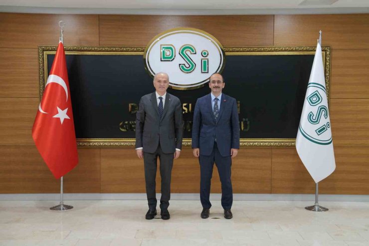 Düzce’de dere yataklarından çıkanlar ekonomiye kazandırılacak