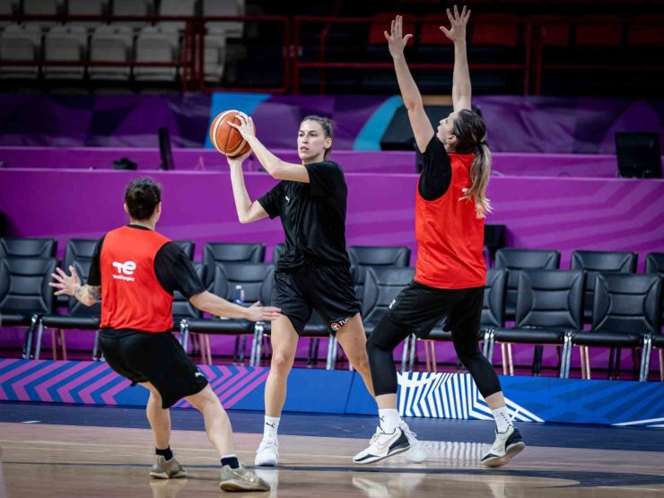 A Milli Kadın Basketbol Takımı, Almanya maçı hazırlıklarını sürdürdü