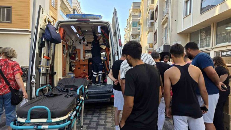 Milas’ta Motosiklet Yayaya Çarptı: Kaza Sonrası Kavga Çıktı