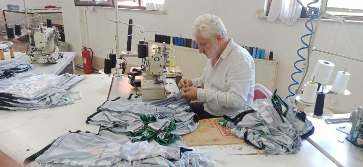 20 bin nüfuslu ilçeden Türkiye’ye forma üretiyorlar