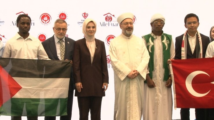 Bakan Göktaş: "Bugün 220 bin 268 annemizin hesabına Haziran ayı doğum yardımı ödemelerini yatırıyoruz"