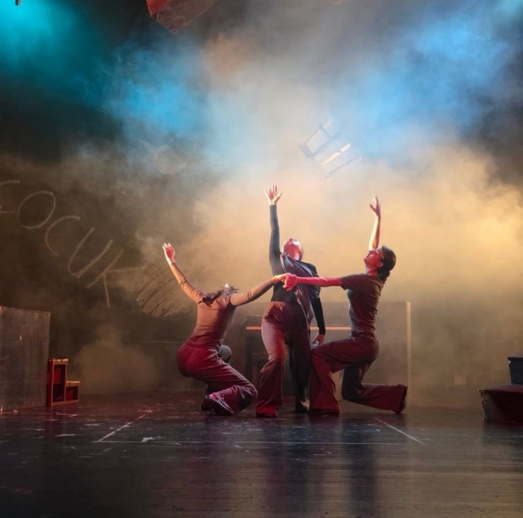 Ukrayna’da savaşın yıktığı sahne, Antalya’da yeniden kuruldu