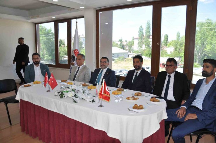 Kars’ta 137 bin buzağı küpelendi