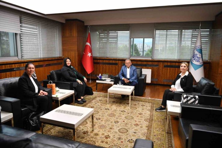 Başkan Büyükkılıç yargı mensupları, muhtarlar ve STK temsilcilerini konuk etti