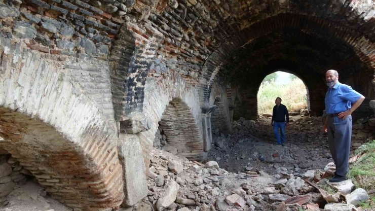 Kütahya’da 831 yıllık Yenice Han turizme kazandırılmayı bekliyor