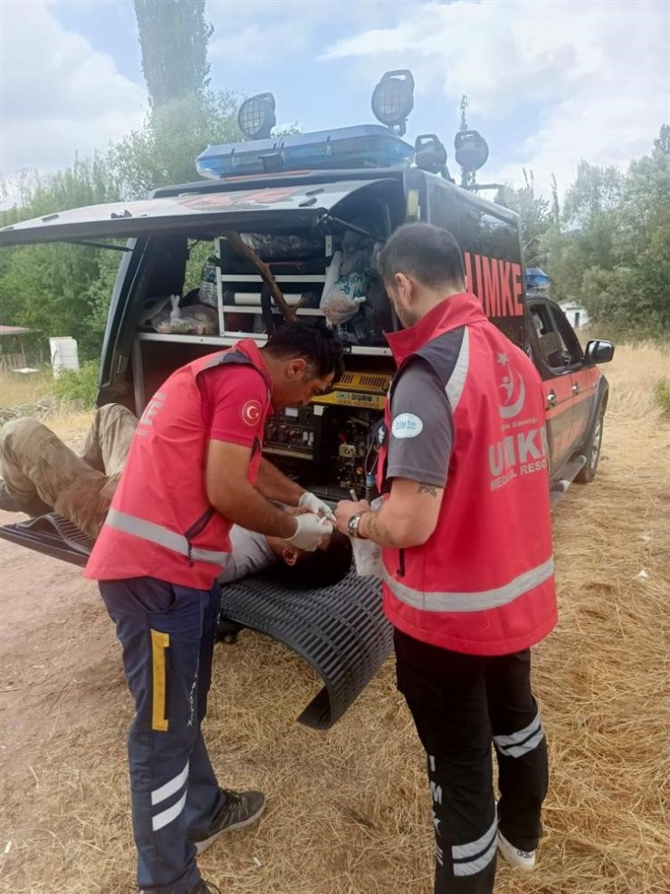 Eskişehir’den 2 UMKE aracı ve 10 personel Bilecik yangınına desteğe gitti