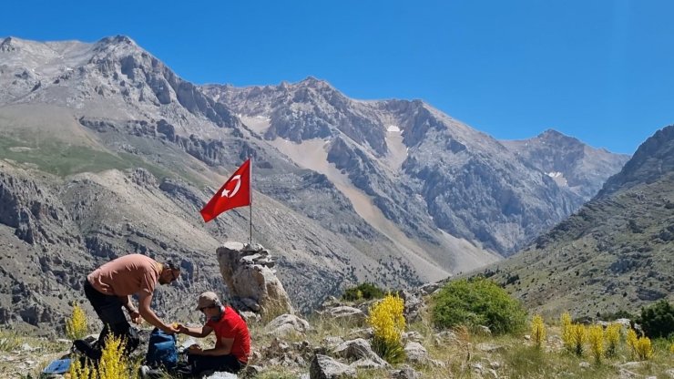 Kırşehirli dağcılar Aladağlar’da eğitim kampı düzenledi